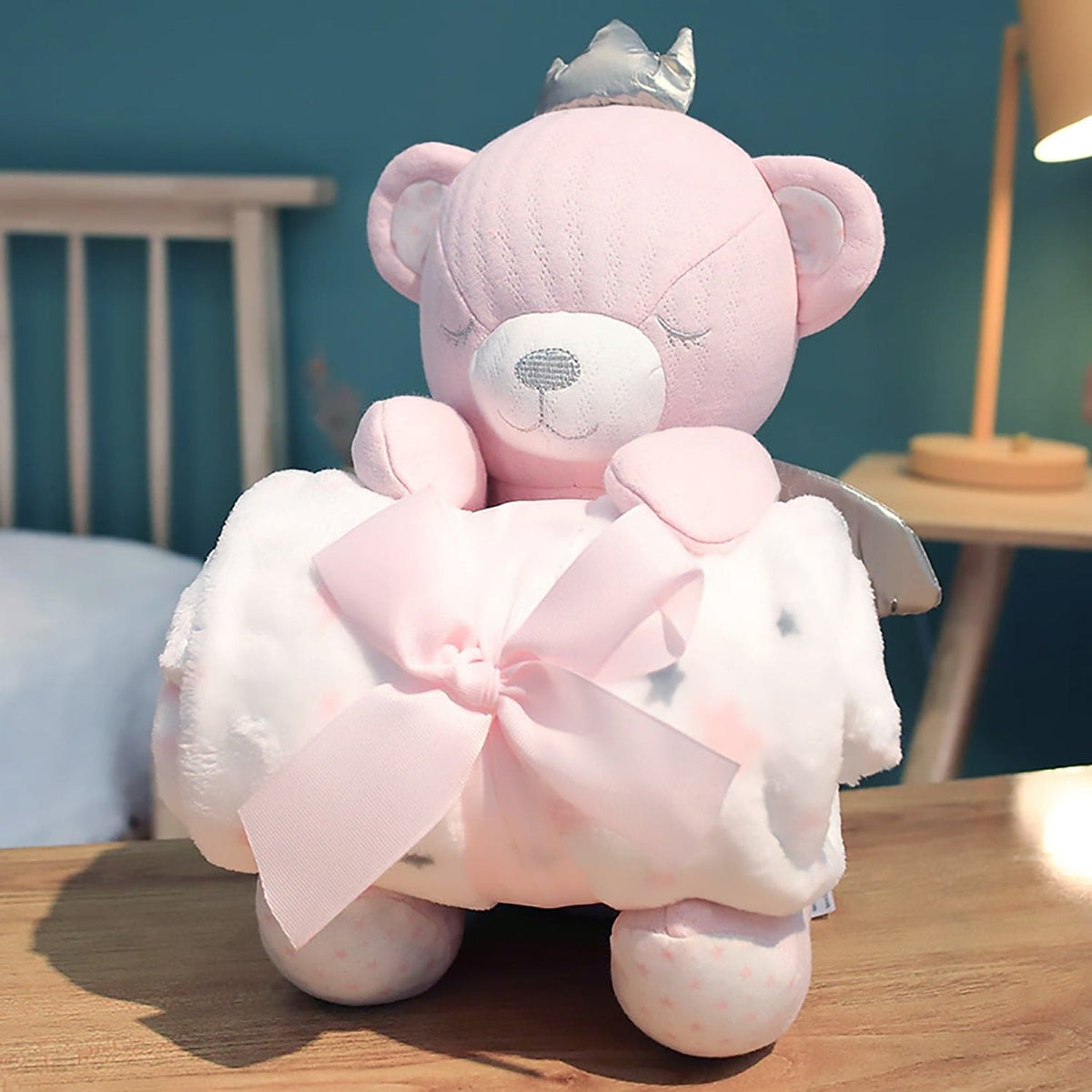 Peluche Ourson couronne avec Plaid – Bleu, Beige ou Rose