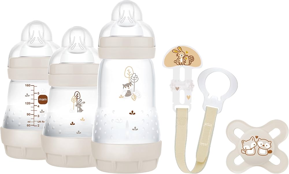 MAM Welcome To The World, Coffret cadeau avec 3 Biberon Easy Start Anticolique, Sucette Start Nano, Clip It & Cover, avec étui porte-tétine, neutre