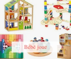 Bébé joue